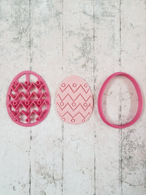 Easter egg cutter and imprint