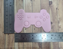 Playstation Controller & Imprint